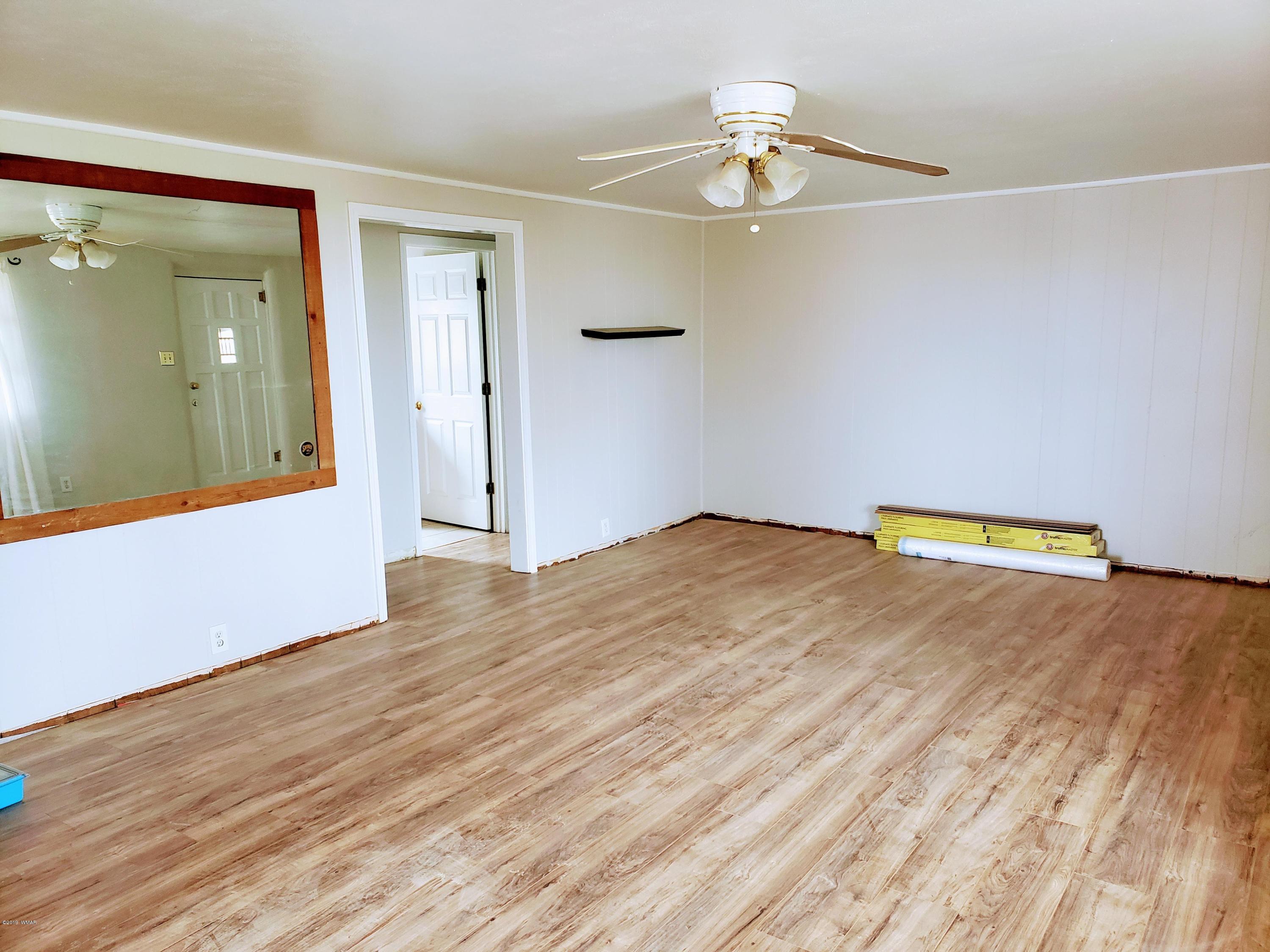 61 South 7th W Street Snowflake, AZ 85937 - Photo 4 of 11