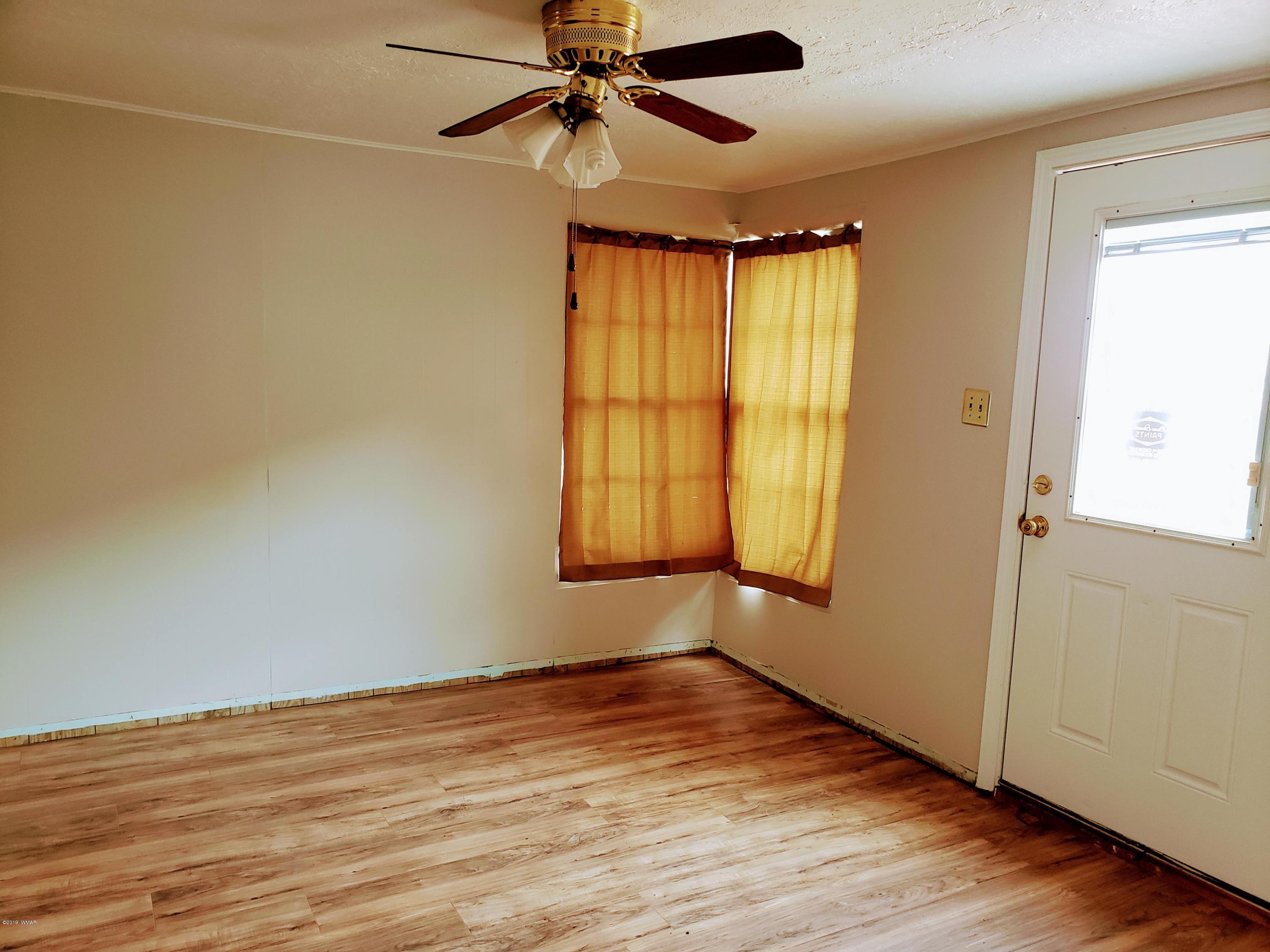 61 South 7th W Street Snowflake, AZ 85937 - Photo 5 of 11