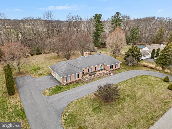 $700,000 | 185 Riverside Drive, Elkton, MD 21921