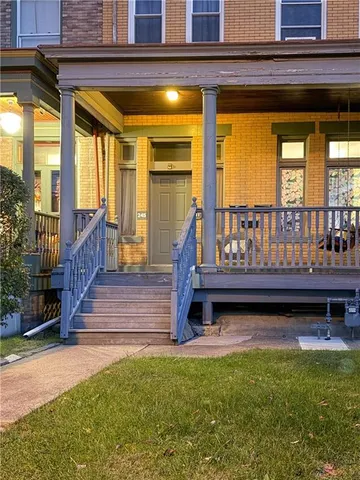 $1,450 | 245 South Millvale Avenue, Unit 3, Pittsburgh, PA 15224