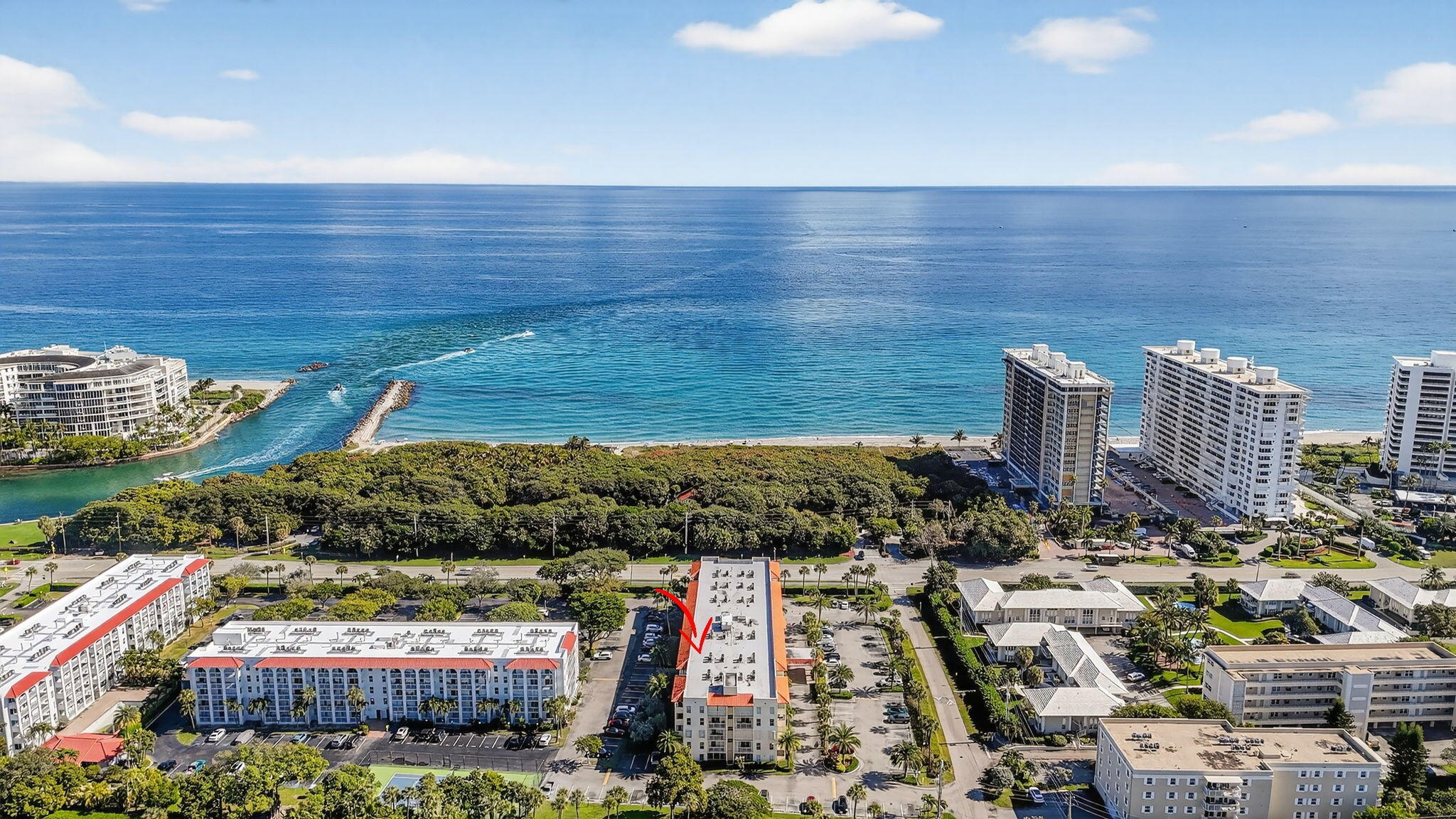 951 De Soto Road, Unit 427 Boca Raton, FL 33432 - Photo 42 of 50 a view of roof with sitting area