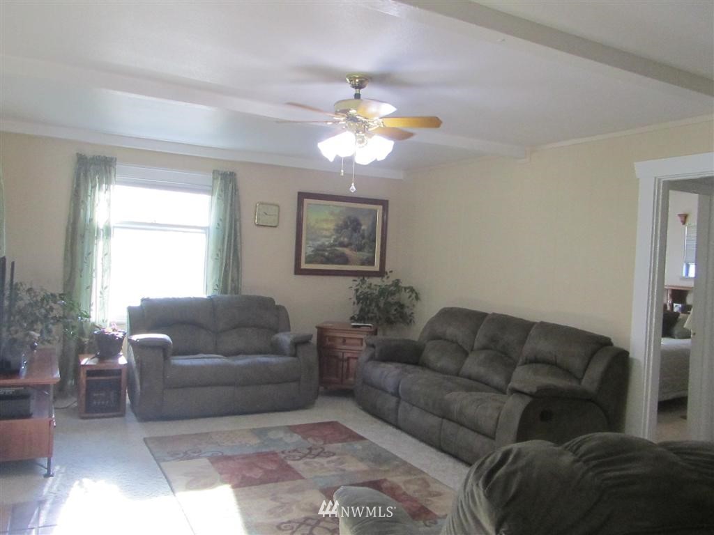 620 Davis Lake Road Morton, WA 98356 - Photo 3 of 25 Gallery Image 3