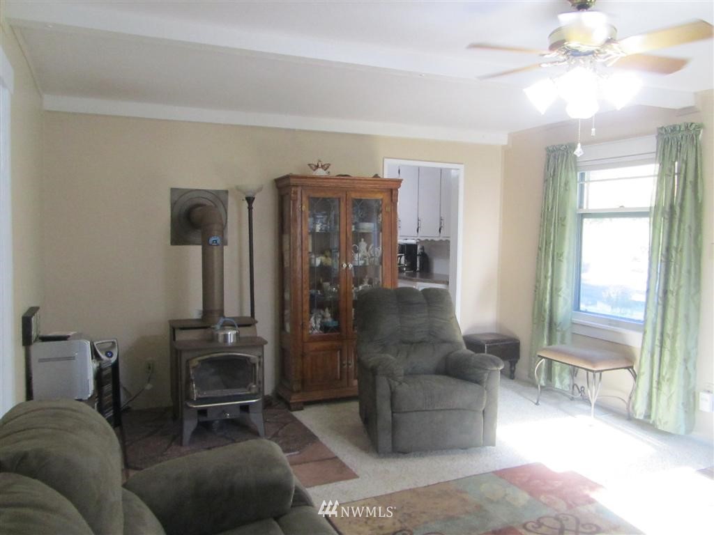 620 Davis Lake Road Morton, WA 98356 - Photo 4 of 25 Gallery Image 4