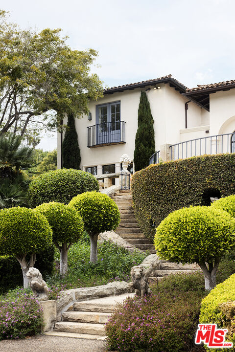 1084 Golf Road Santa Barbara, CA 93108 - Photo 5 of 54