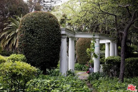 $29,750,000 | 1084 Golf Road, Santa Barbara, CA 93108