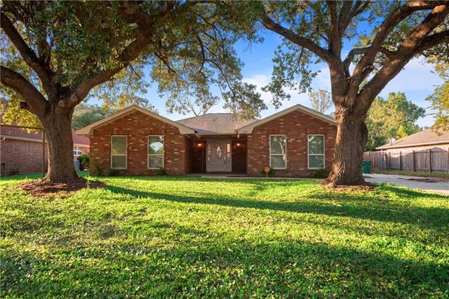 241 Devon Road Laplace, LA 70068 - Photo 2 of 31