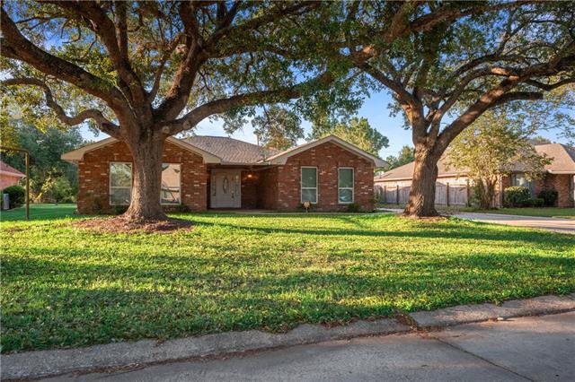 241 Devon Road Laplace, LA 70068 - Photo 3 of 31