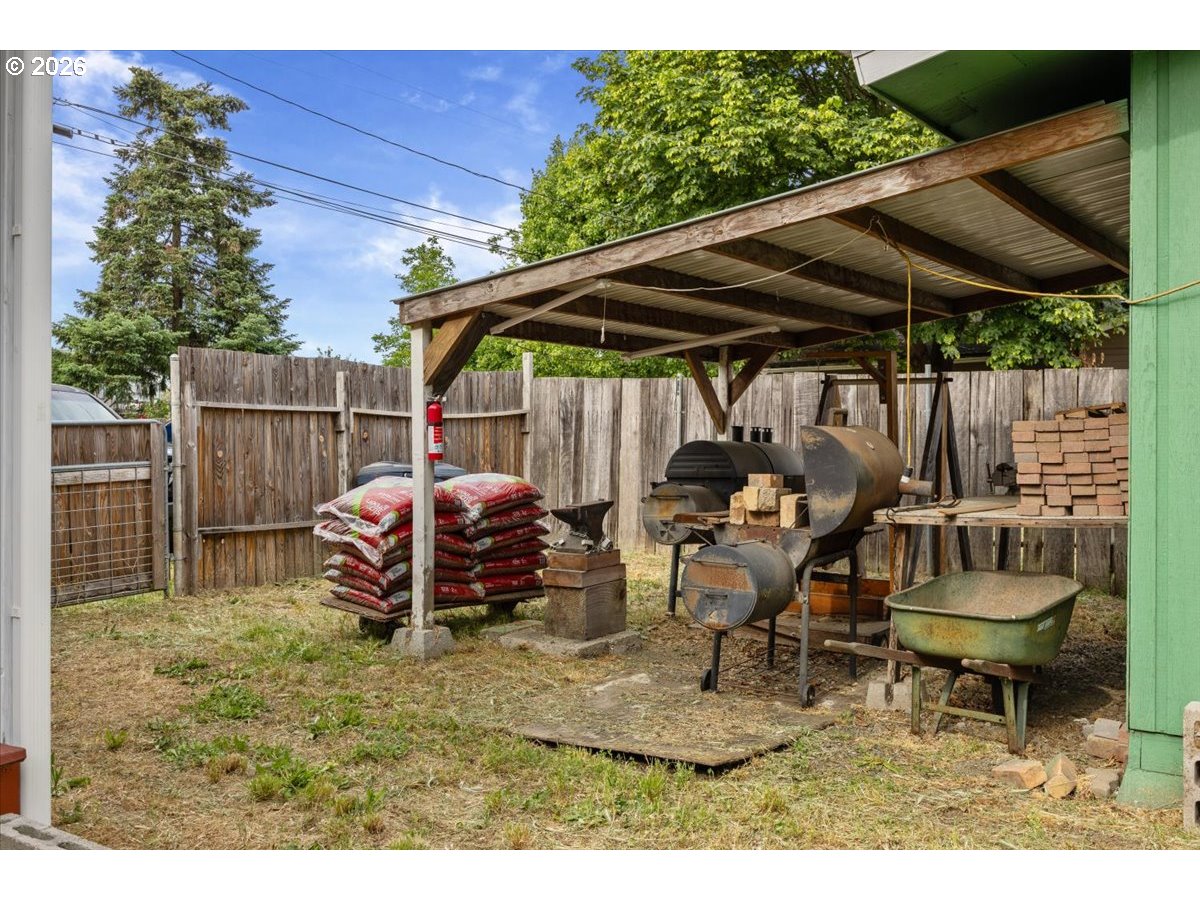 224 5th Street Dillard, OR 97496 - Photo 25 of 29