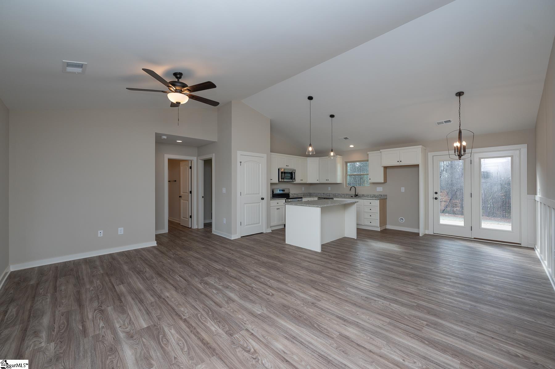 9946 Highway 252 Ware Shoals, SC 29692 - Photo 5 of 28 Gallery Image 5