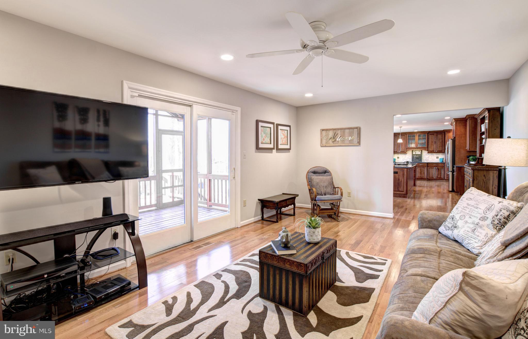 7192 Duck Court Springfield, VA 22152 - Photo 10 of 42 Gallery Image 10