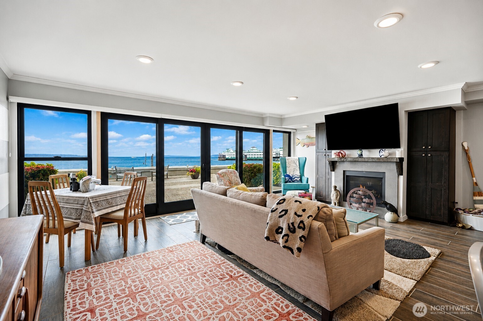 200 Beach Place, Unit 103 Edmonds, WA 98020 - Photo 4 of 33