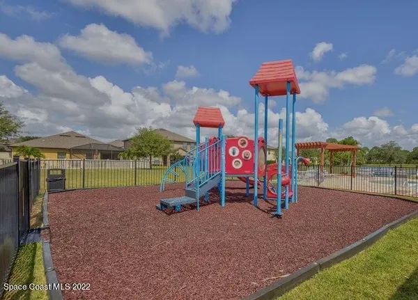 $2,100 | 1071 Dillard Drive Southeast, Palm Bay, FL 32909