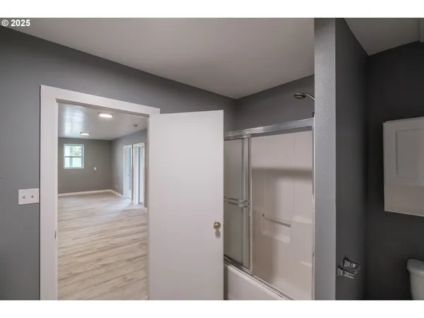 $650,000 | 640 8th Street, Astoria, OR 97103