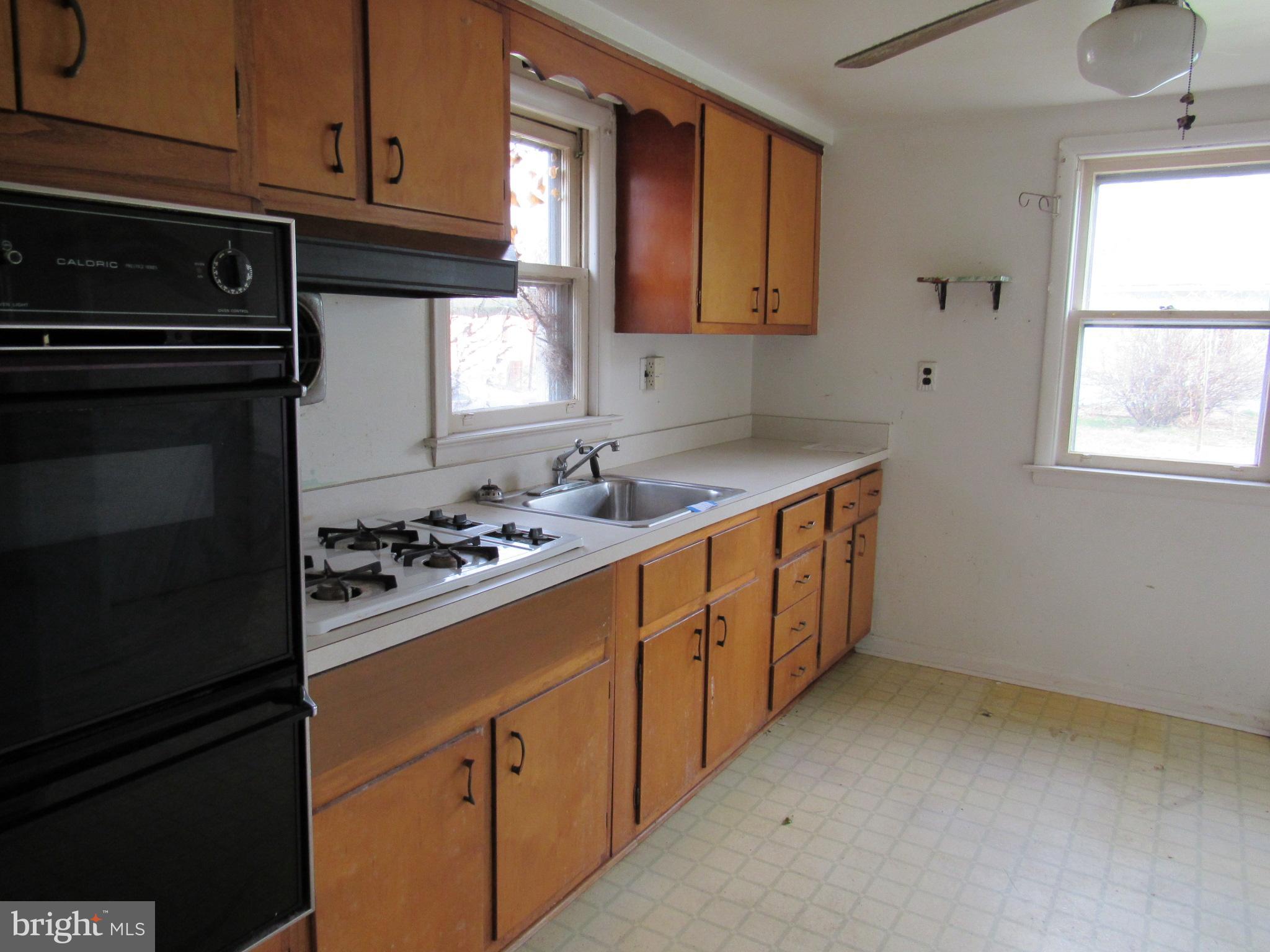 334 Fairview Road Woodlyn, PA 19094 - Photo 16 of 25 Gallery Image 16