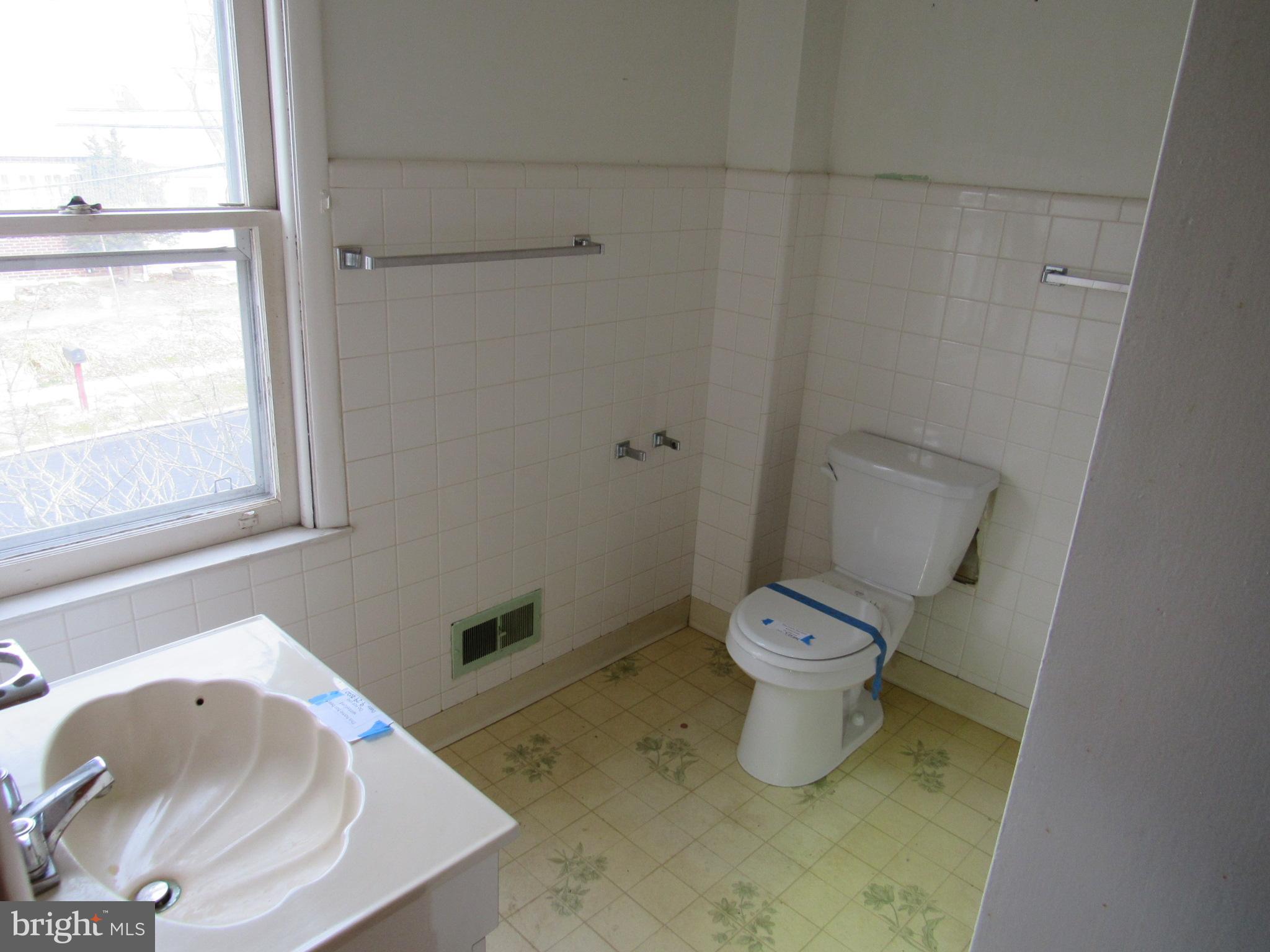 334 Fairview Road Woodlyn, PA 19094 - Photo 20 of 25 Gallery Image 20