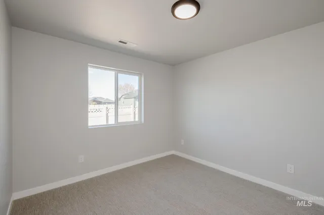 $379,990 | 728 Strike Eagle Street, Mountain Home, ID 83647