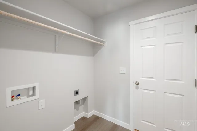 $379,990 | 728 Strike Eagle Street, Mountain Home, ID 83647