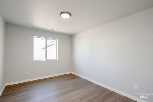 $379,990 | 728 Strike Eagle Street, Mountain Home, ID 83647