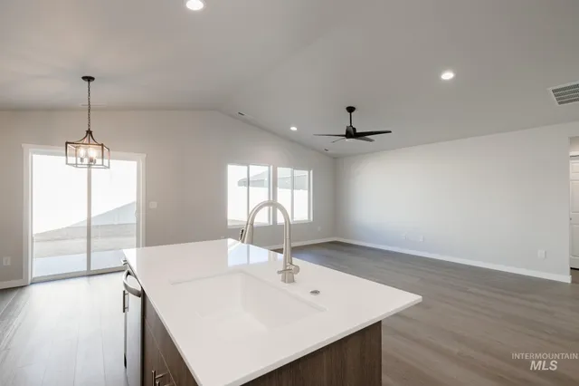 $379,990 | 728 Strike Eagle Street, Mountain Home, ID 83647