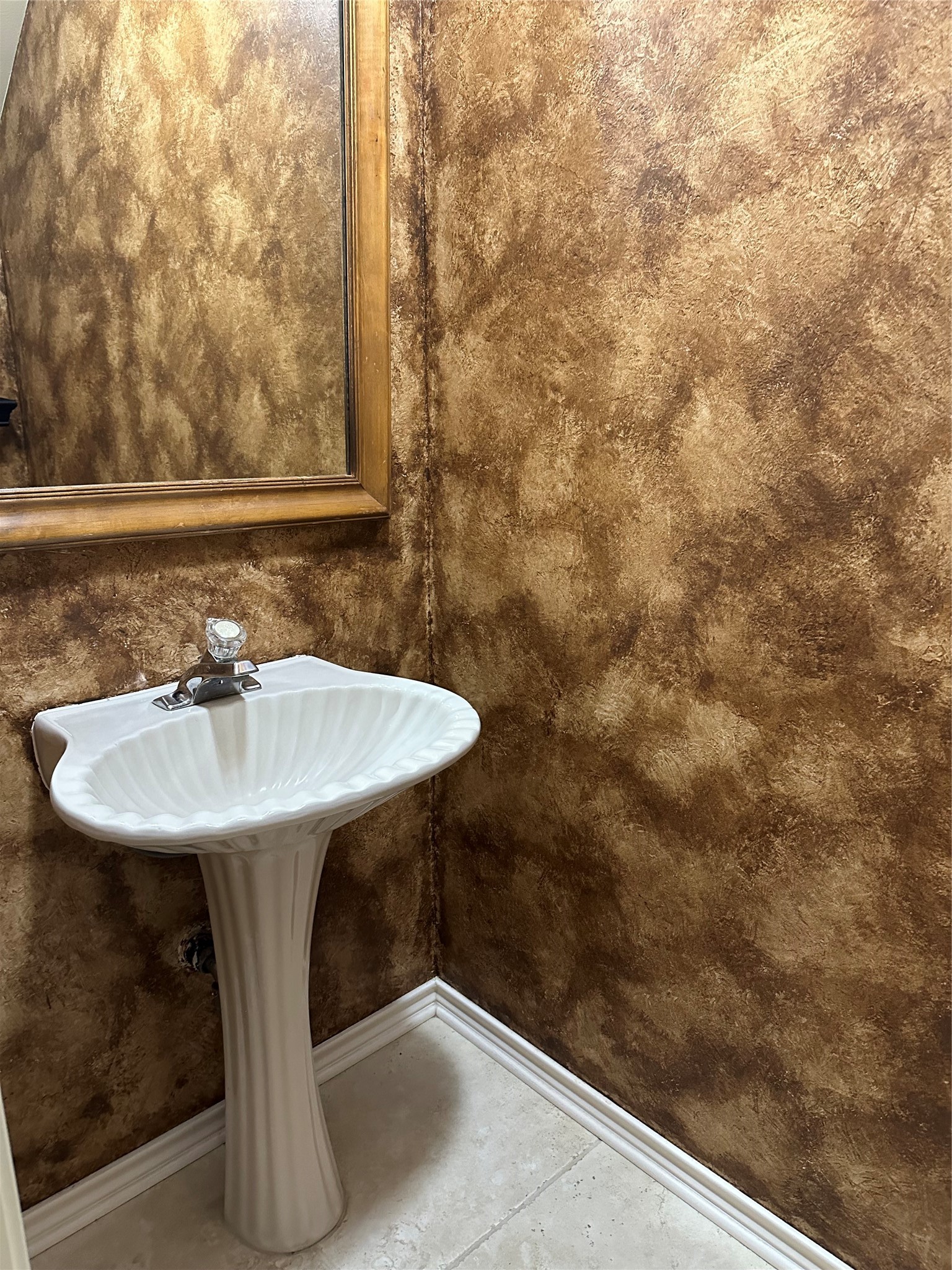 33615 Dobbin-Huffsmith Road Magnolia, TX 77354 - Photo 4 of 44 Half bath under the stairs.