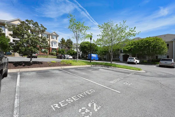 $1,700 | 7003 Lenox Village Drive, Unit B11, Nashville, TN 37211