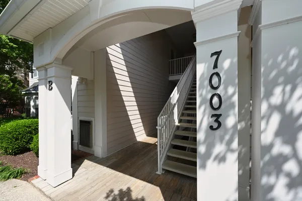 $1,700 | 7003 Lenox Village Drive, Unit B11, Nashville, TN 37211