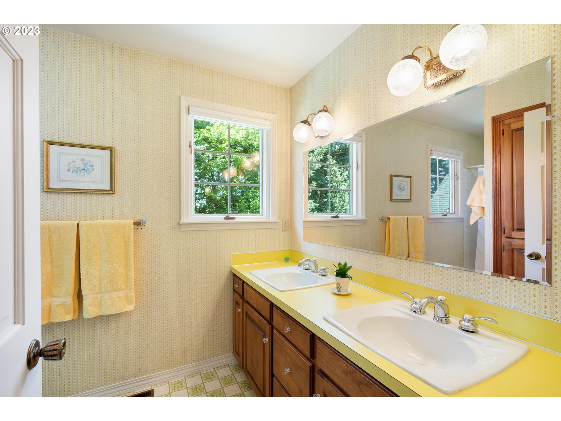 30681 South Needy Road Canby, OR 97013 - Photo 24 of 48 a bathroom with a double vanity sink and a mirror