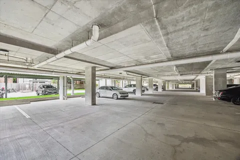 $200,000 | 1010 Rosine Street, Unit 408, Houston, TX 77019
