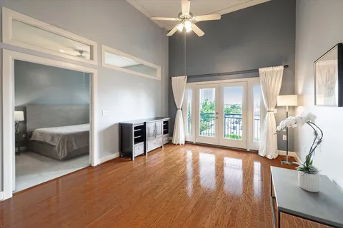 $200,000 | 1010 Rosine Street, Unit 408, Houston, TX 77019