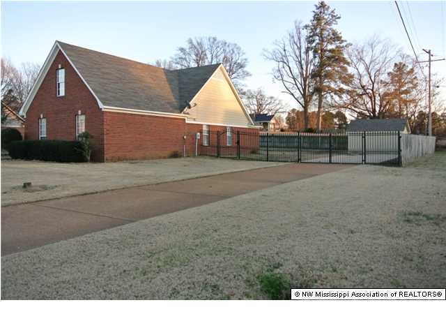 2019 Heather Ridge Southaven, MS 38672 - Photo 2 of 18 Additional Photo