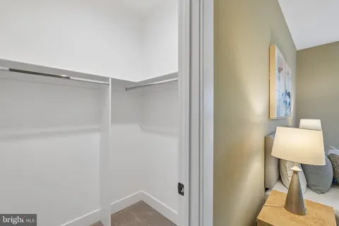$2,400,000 | 2336 North Oak Street, Falls Church, VA 22046