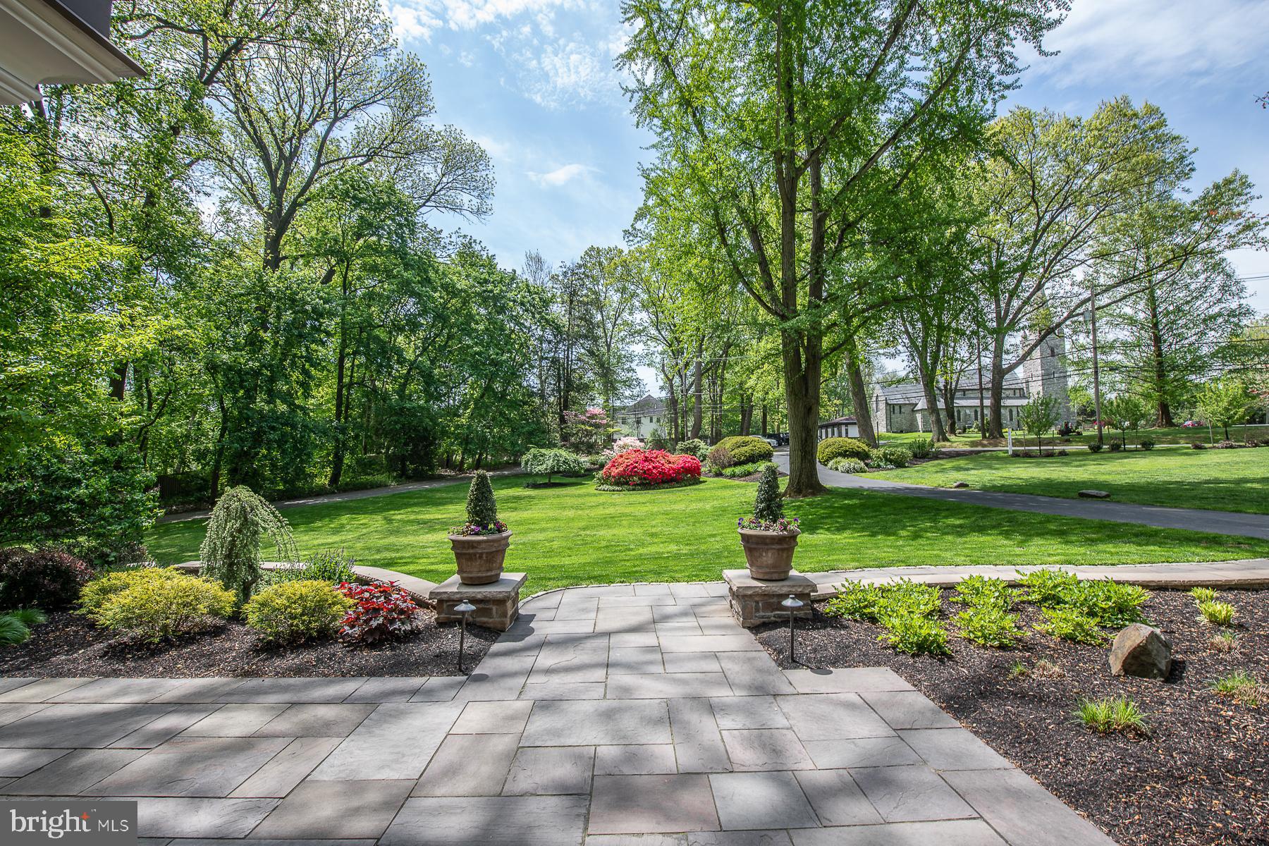 533 Conestoga Road Villanova, PA 19085 - Photo 3 of 46