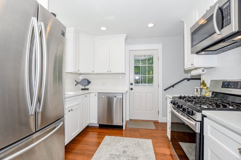 82 Dexter Road Marion, MA 02738 - Photo 16 of 41 Gallery Image 16