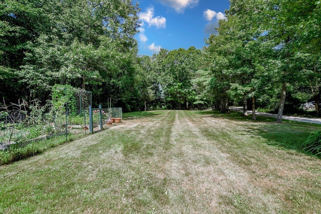 82 Dexter Road Marion, MA 02738 - Photo 40 of 41 Gallery Image 40