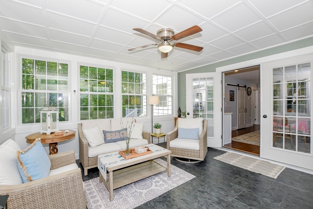 82 Dexter Road Marion, MA 02738 - Photo 8 of 41 Gallery Image 8