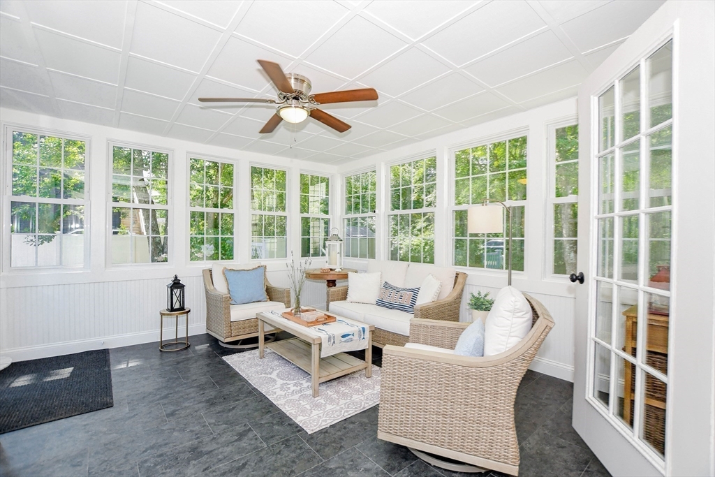 82 Dexter Road Marion, MA 02738 - Photo 10 of 41 Gallery Image 10