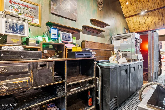 $389,000 | 465 Madison Avenue, Albany, NY 12210