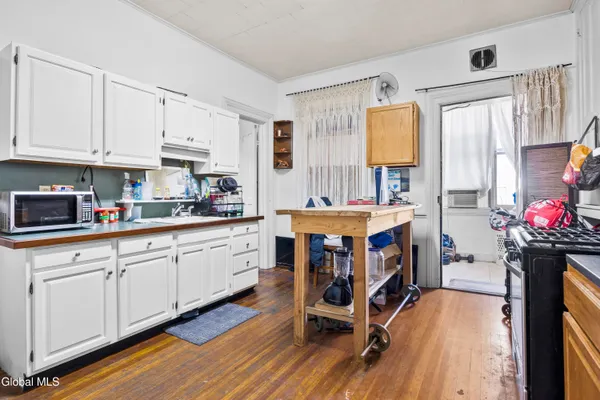 $389,000 | 465 Madison Avenue, Albany, NY 12210