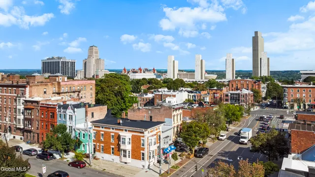 $389,000 | 465 Madison Avenue, Albany, NY 12210
