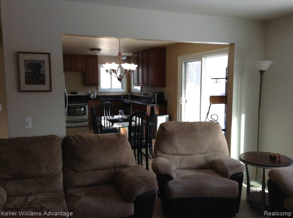 21130 Gill Road Farmington, MI 48335 - Photo 10 of 12 photo 1 (3).jpg