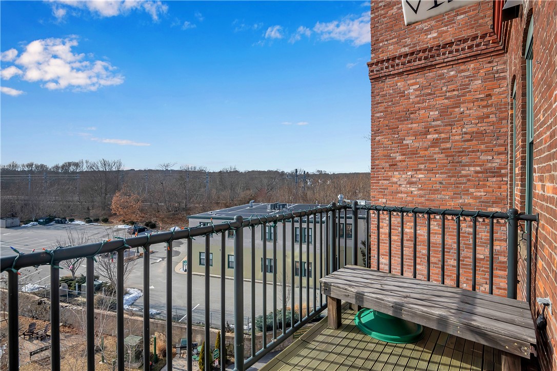 10 Canal Street, Unit 33 Westerly, RI 02891 - Photo 23 of 36
