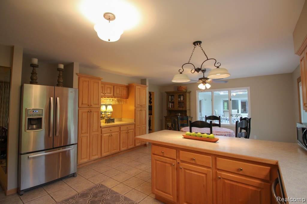6130 Sheldon Road Rochester Hills, MI 48306 - Photo 11 of 32