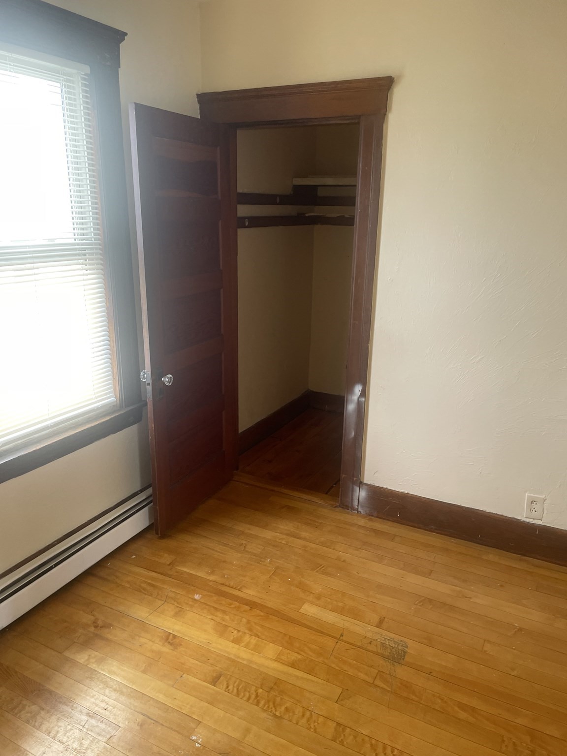 76 Townsend Street, Unit 3 Worcester, MA 01609 - Photo 10 of 14 Gallery Image 10