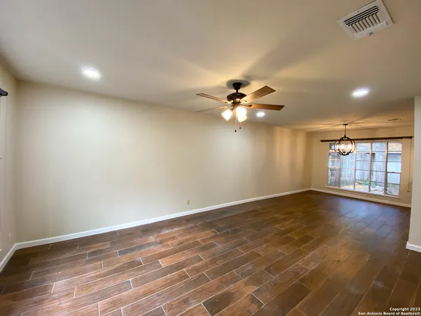 $1,975 | 11039 Whisper Valley Street, San Antonio, TX 78230