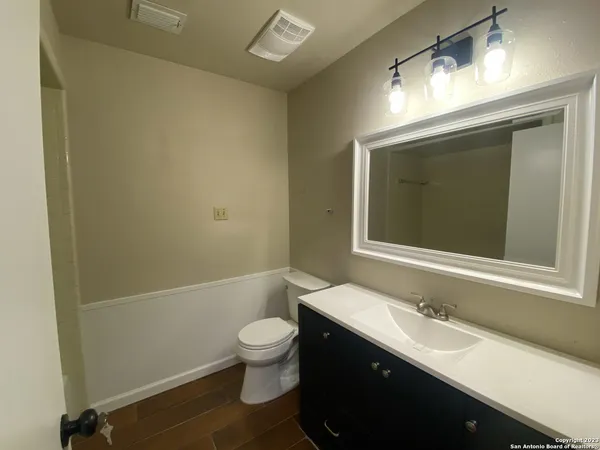 $1,975 | 11039 Whisper Valley Street, San Antonio, TX 78230