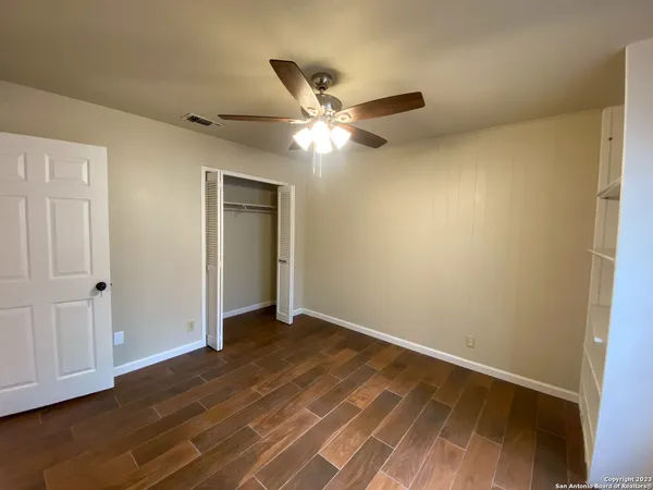 $1,975 | 11039 Whisper Valley Street, San Antonio, TX 78230