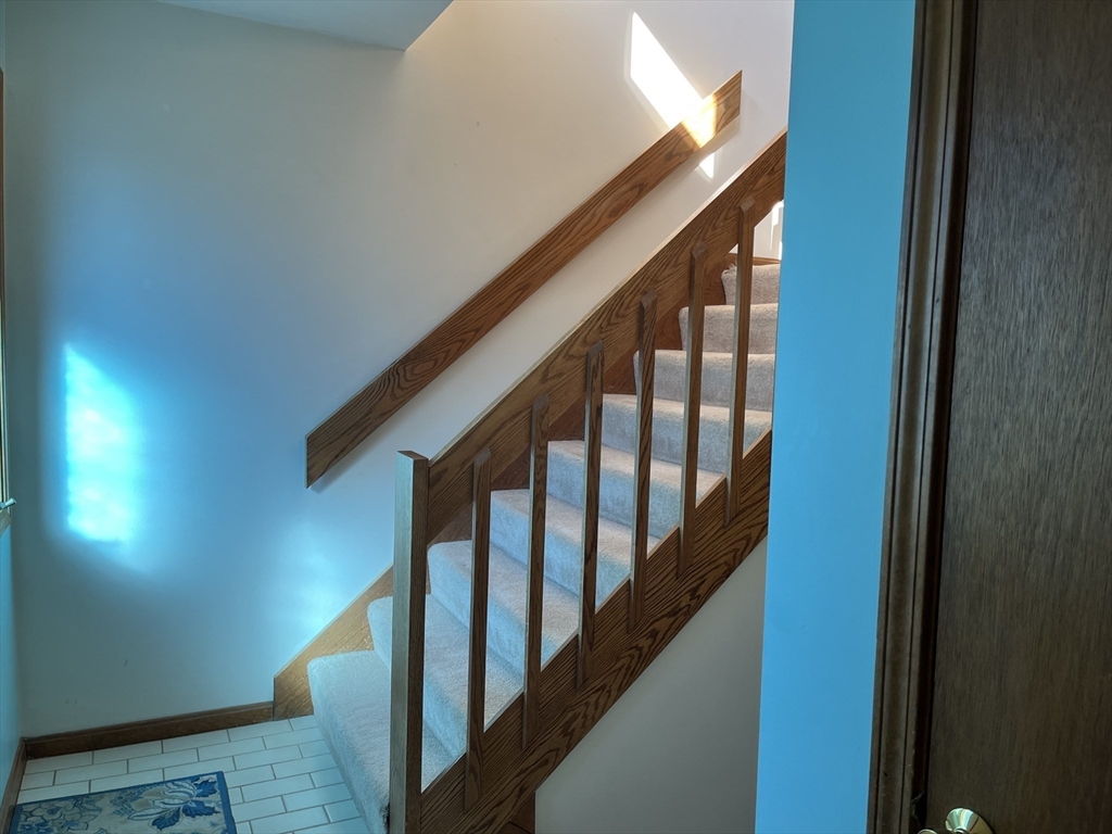 51 Londonderry Road, Unit 51 Grafton, MA 01519 - Photo 2 of 31