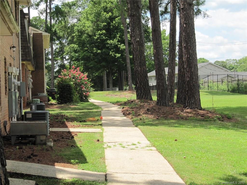 5803 Hunting Ridge Lane, Unit B Charlotte, NC 28212 - Photo 13 of 15 a view of a park with large trees