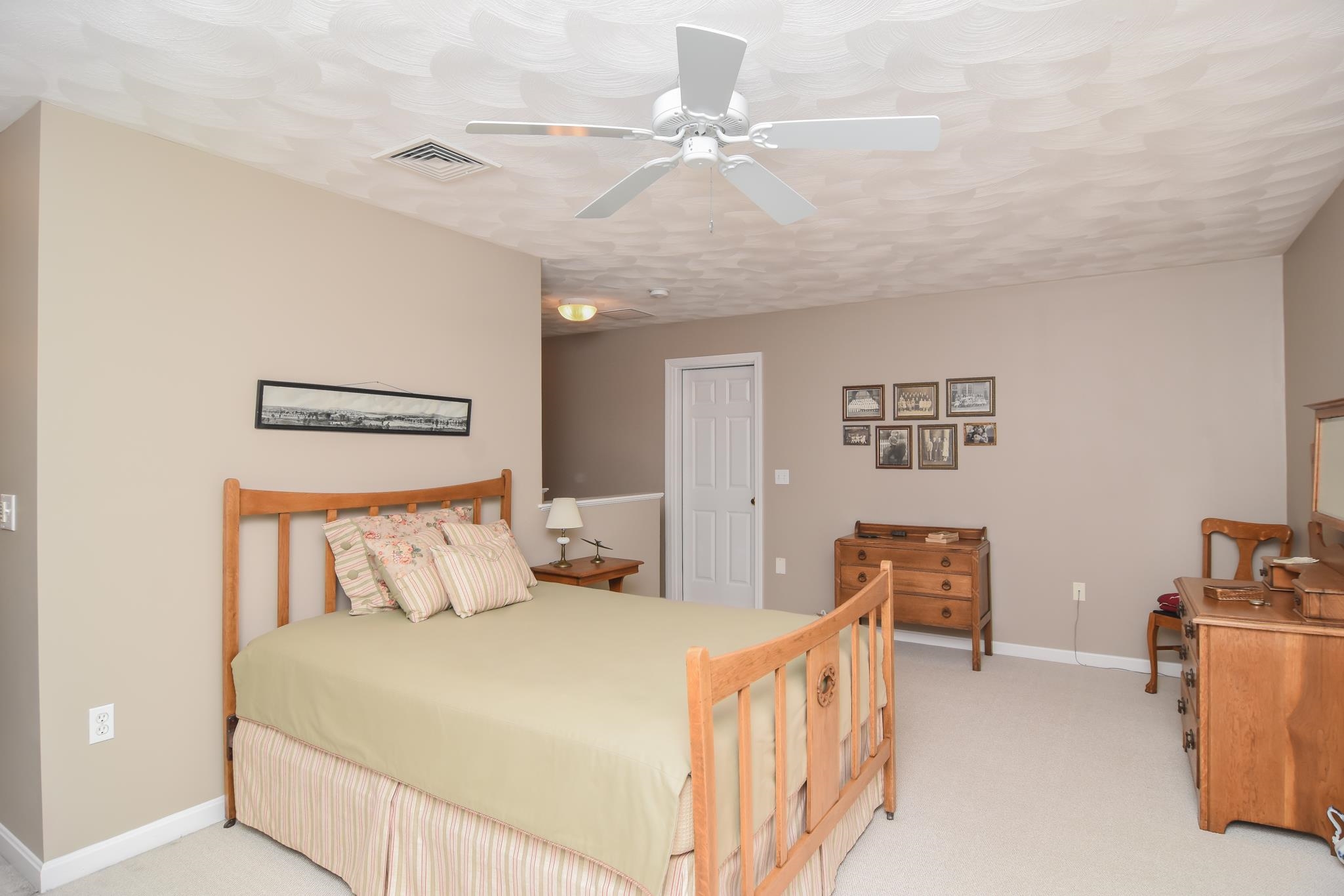 46 Hadleigh Road Windham, NH 03087 - Photo 21 of 49