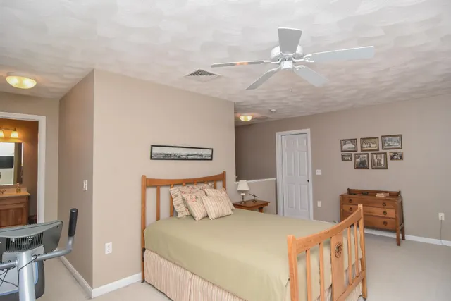 $490,000 | 46 Hadleigh Road, Windham, NH 03087